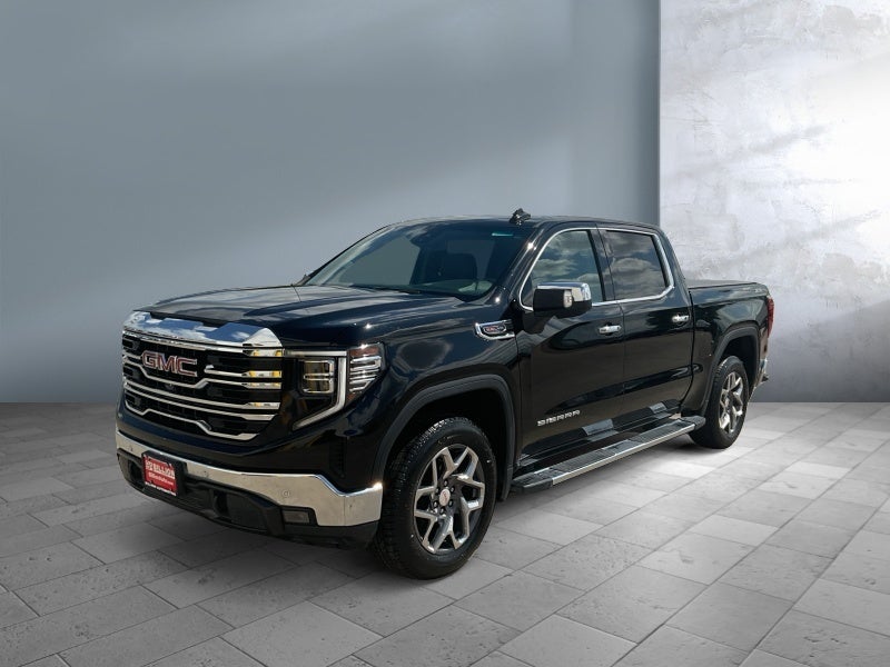 2022 GMC Sierra 1500 SLT in Onyx Black — front three-quarter view